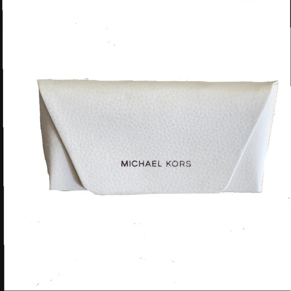 🕶 MICHAEL KORS IVORY LEATHER SUNGLASSES HARD CASE - Picture 1 of 6